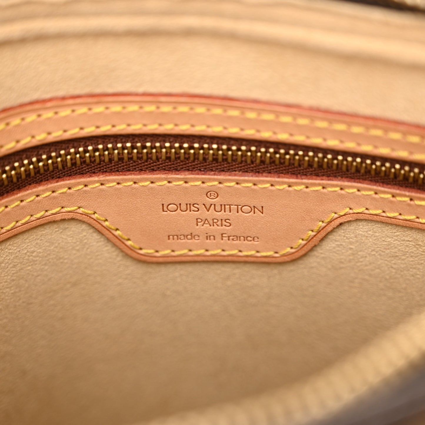 Monogram Looping MM
