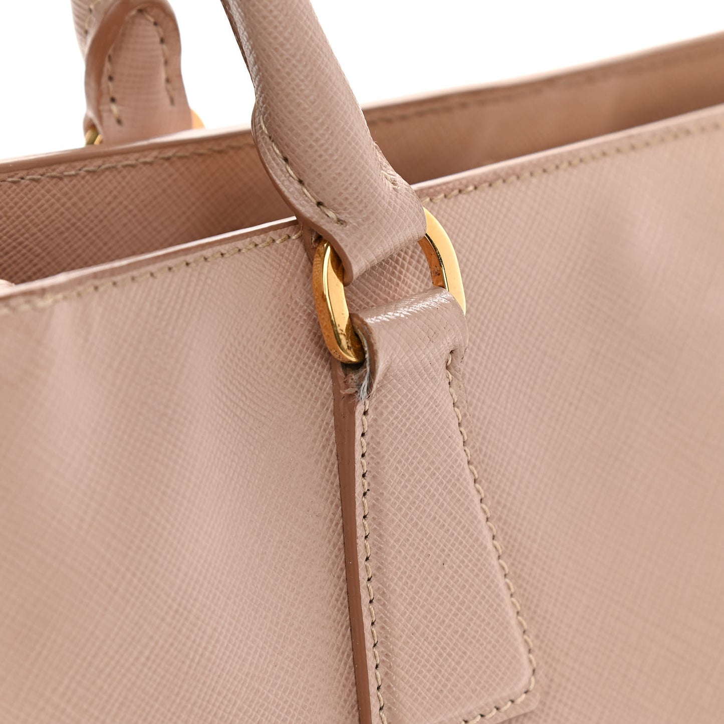 Saffiano Medium Galleria Double Zip Tote Cammeo
