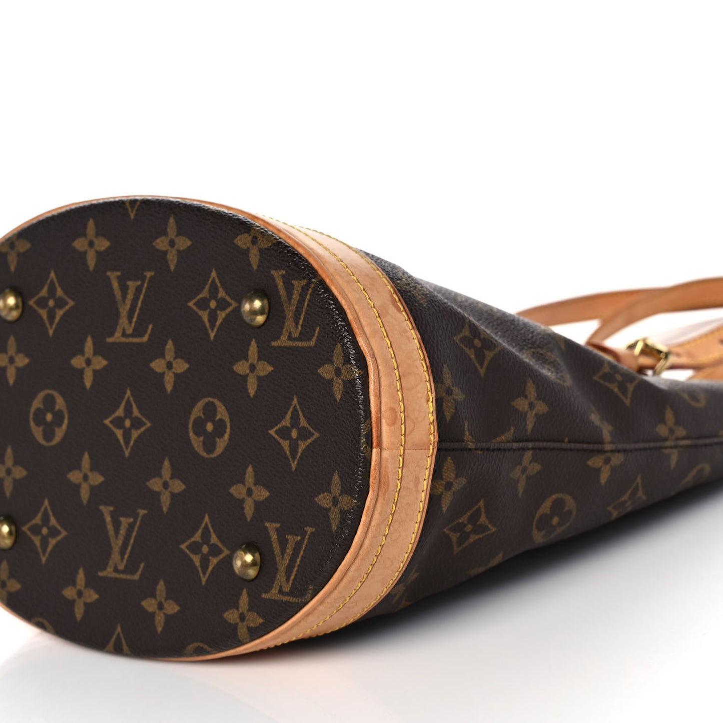 Monogram Petit Bucket 23