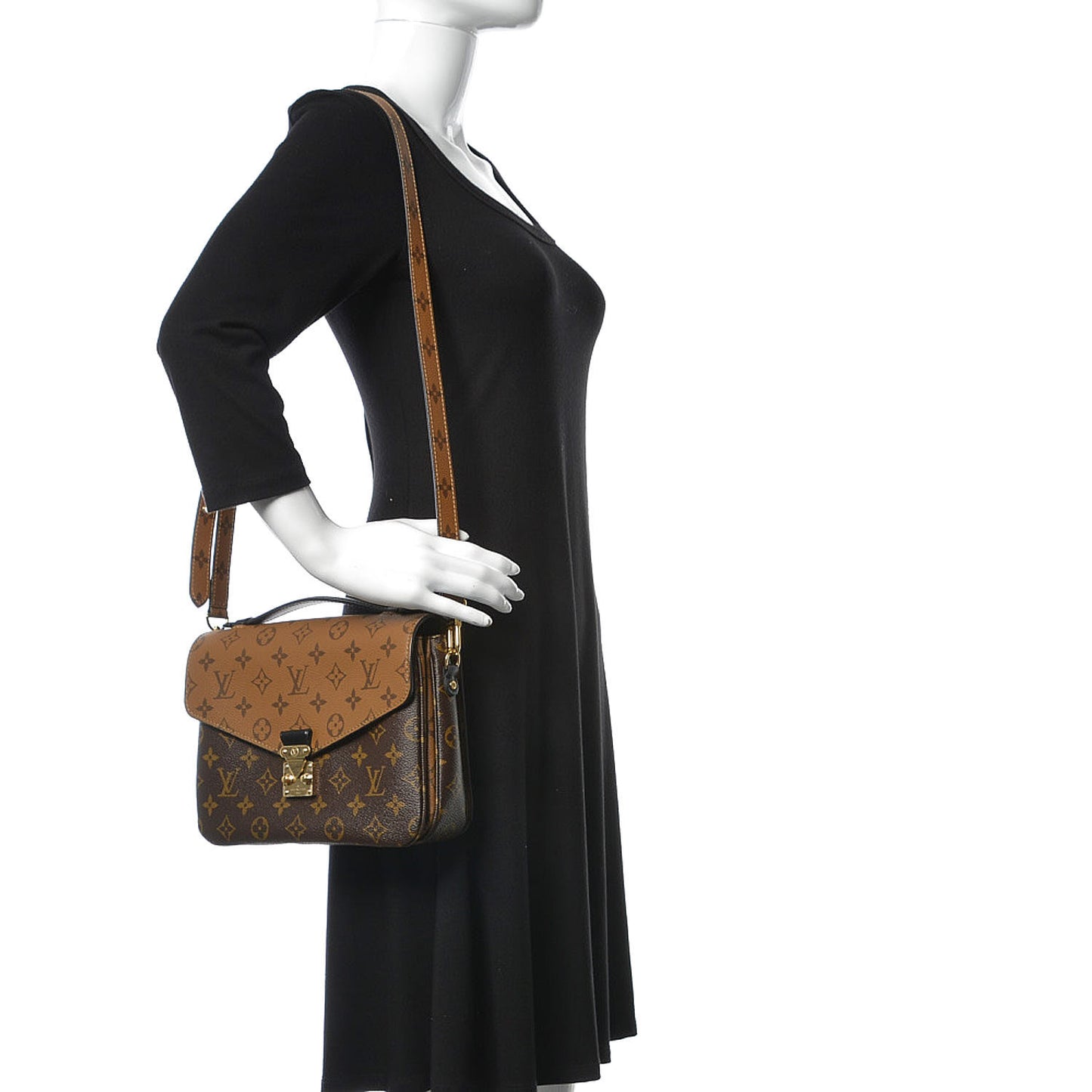 Reverse Monogram Pochette Metis