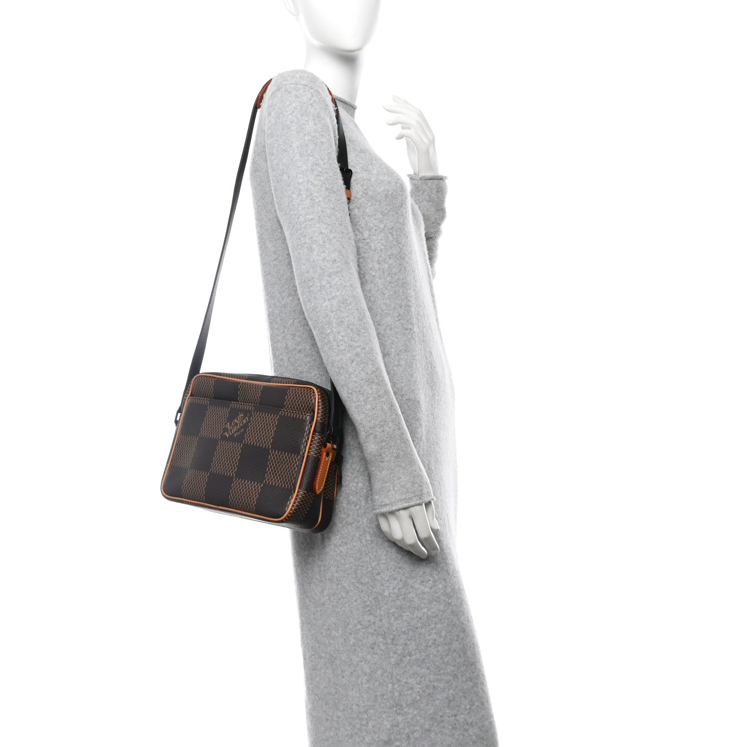 Louis Vuitton x NIGO Giant Damier Ebene Monogram Nil Messenger 2 of 12