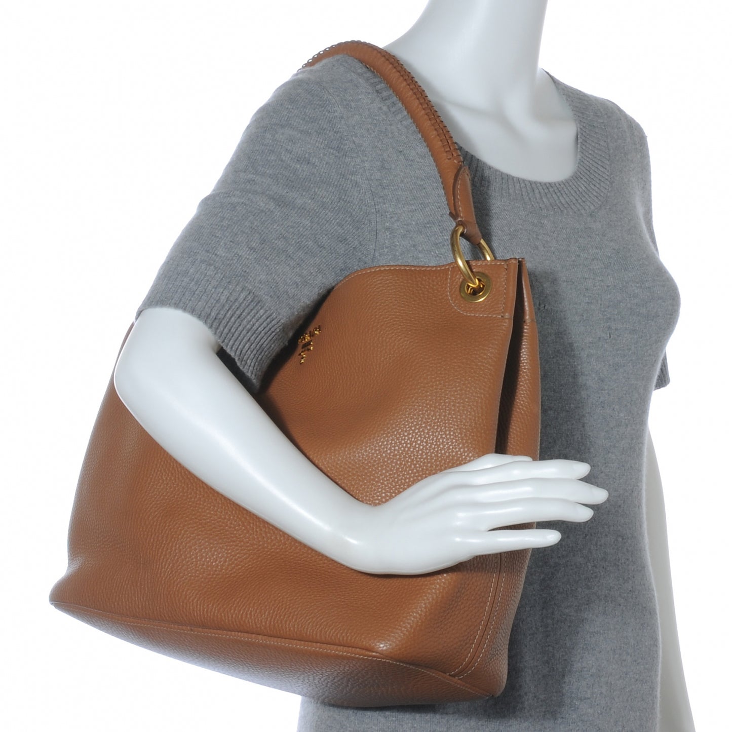 Vitello Daino Leather Hobo Cuoio