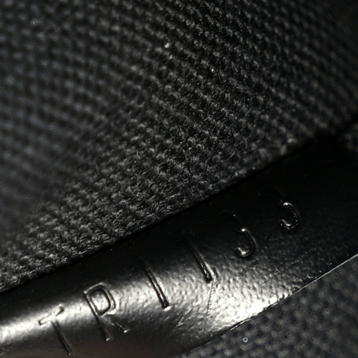Louis Vuitton Damier Graphite Porte-Documents Voyage 7 of 10