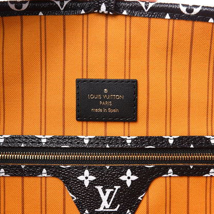 Louis Vuitton Monogram Giant Jungle Neverfull MM Black 6 of 12