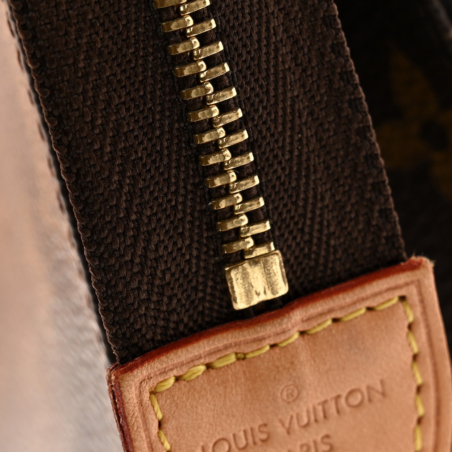 Louis Vuitton Monogram Toiletry Pouch 19 8 of 10