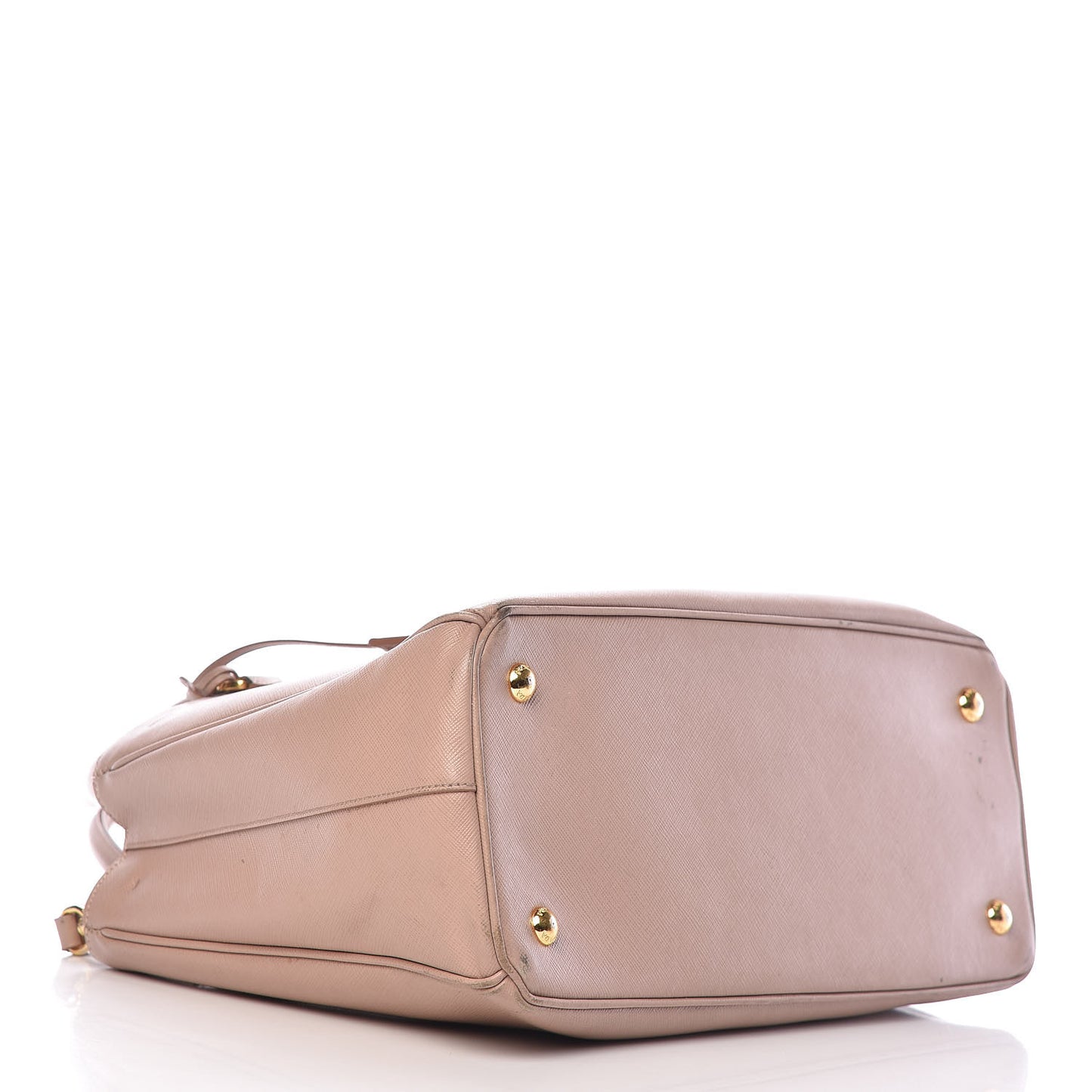 Saffiano Lux Medium Tote Cammeo