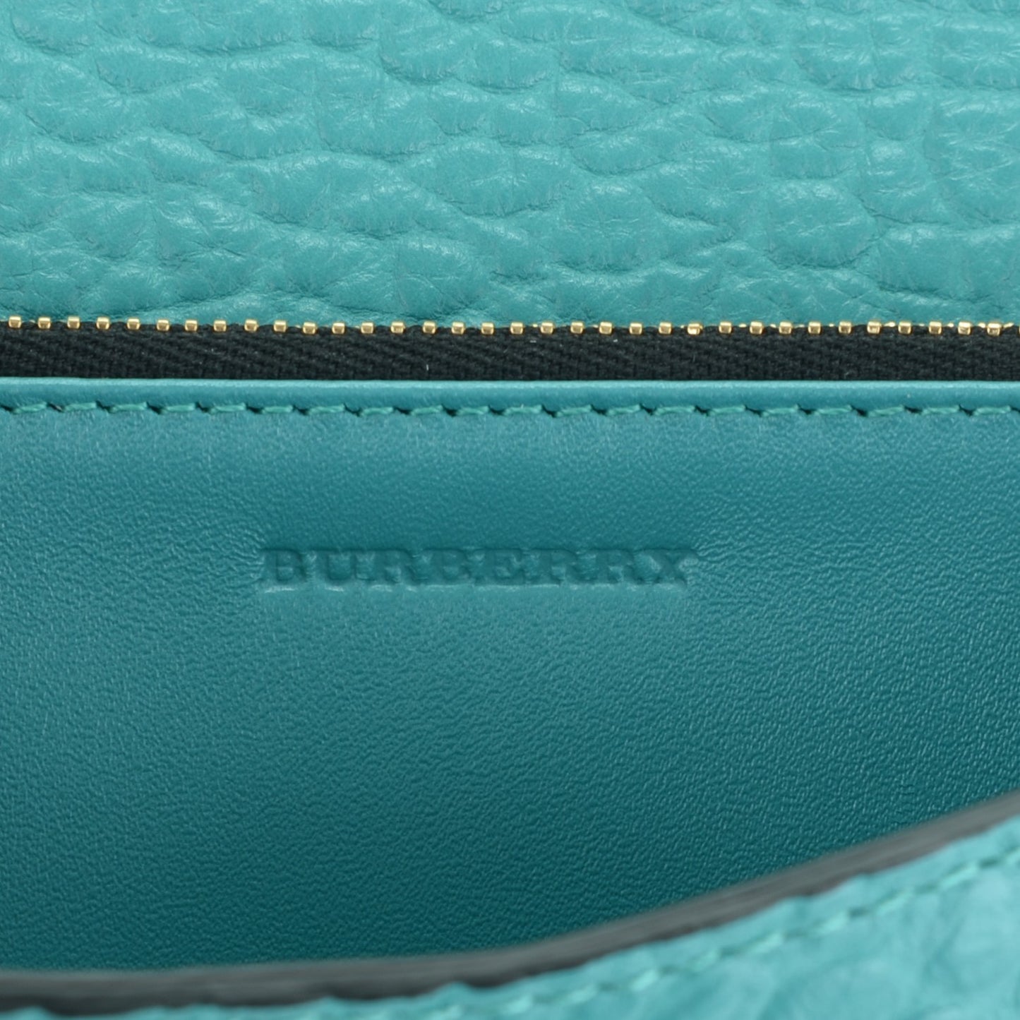 Signature Grain Small Madison Chain Clutch Aqua