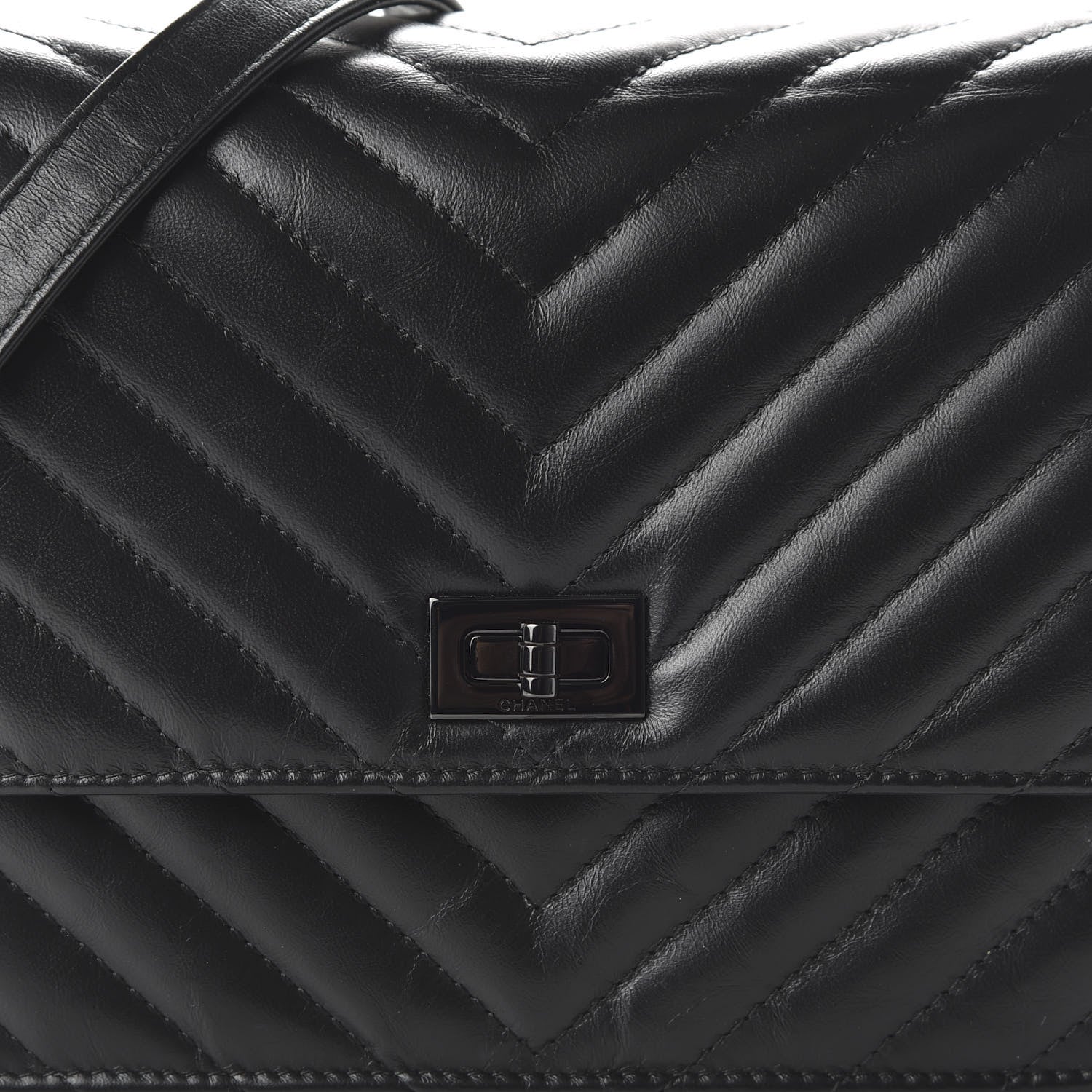 Chanel Aged Calfskin Chevron Quilted Reissue 2.55 Square Wallet On Chain WOC So Black 11 of 11