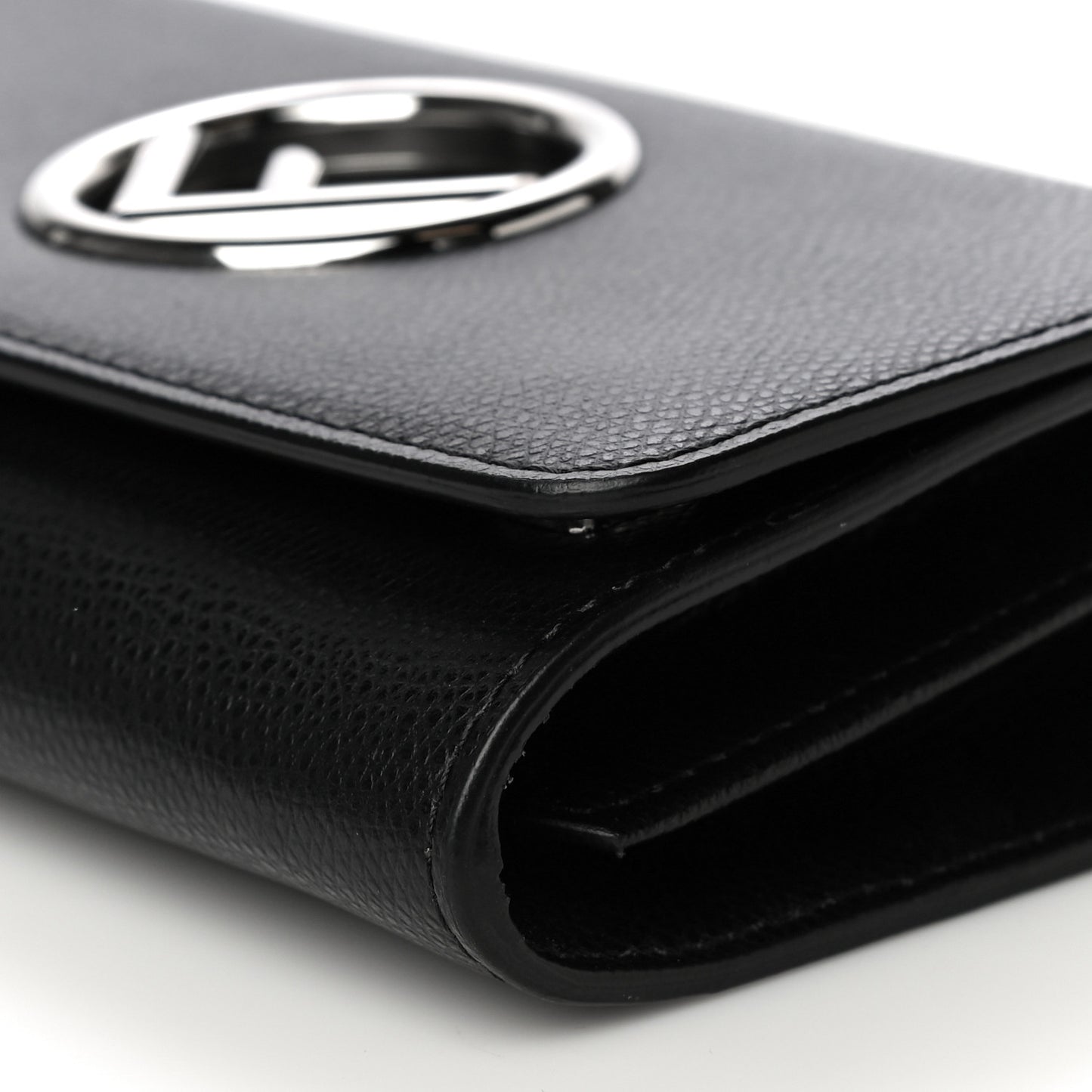 Vitello Cruise F is Fendi Wallet on Chain Black