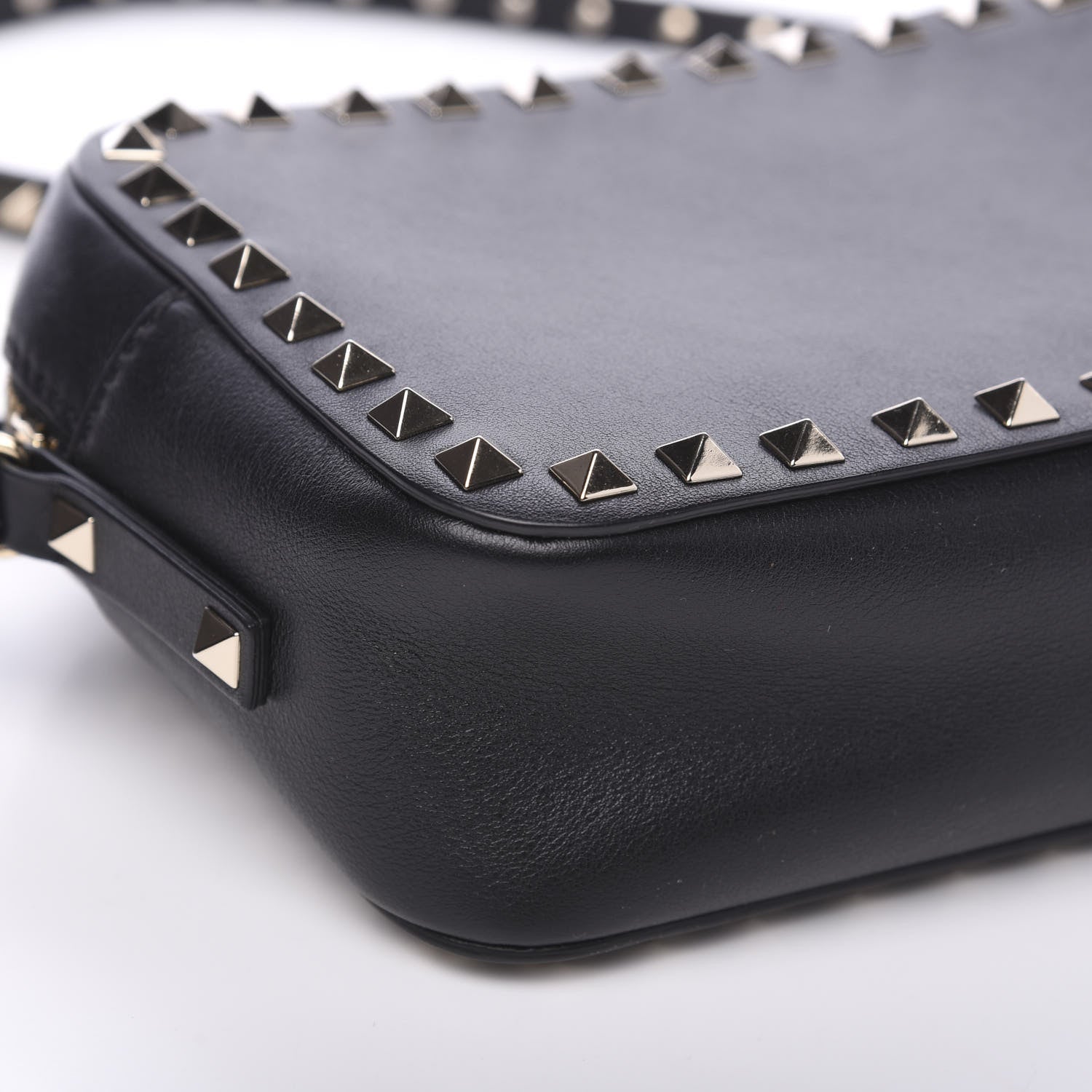 Valentino Garavani Calfskin Rockstud Camera Crossbody Bag Black 6 of 7