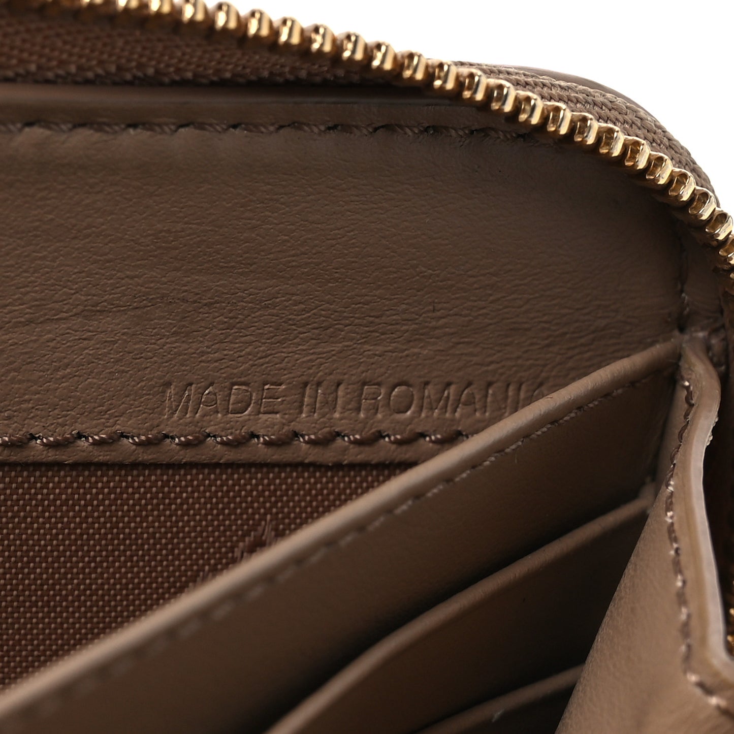 Haymarket Check Large Ziggy Zip Around Wallet Beige