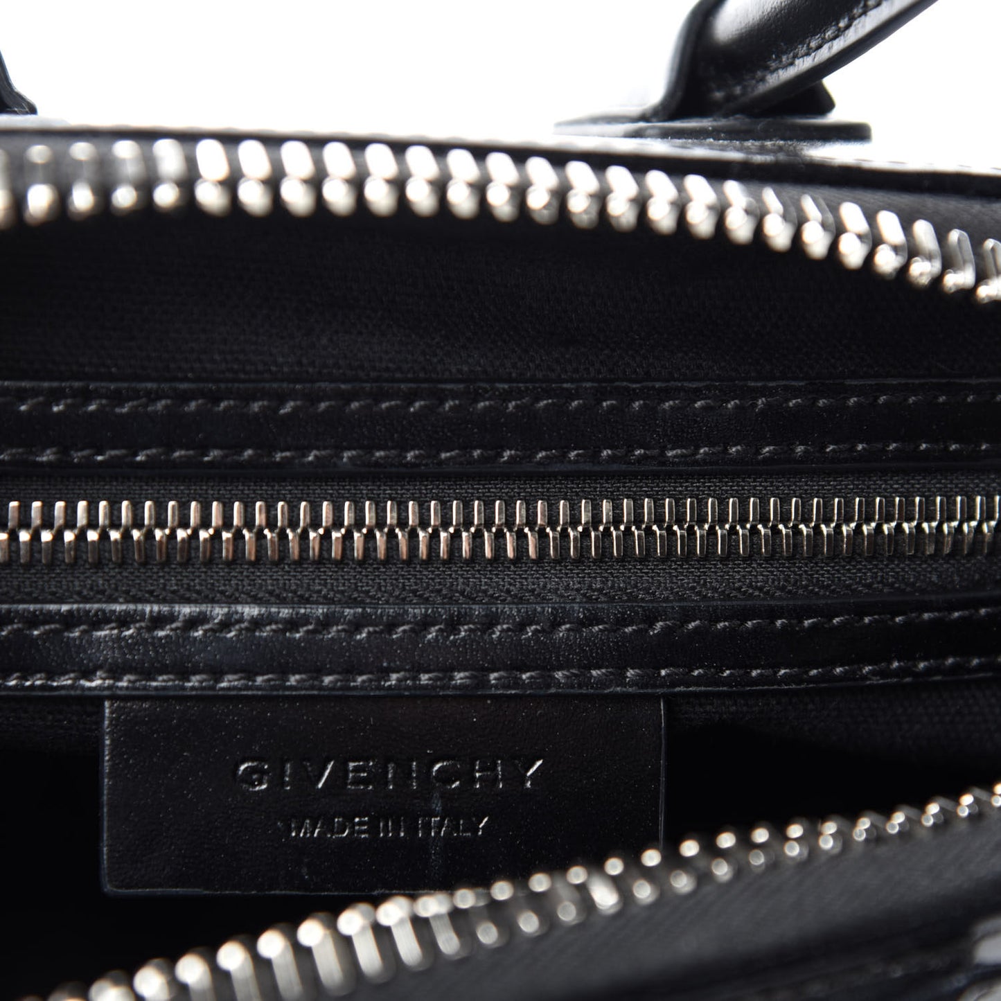 Shiny Lord Calfskin Mini Antigona Black