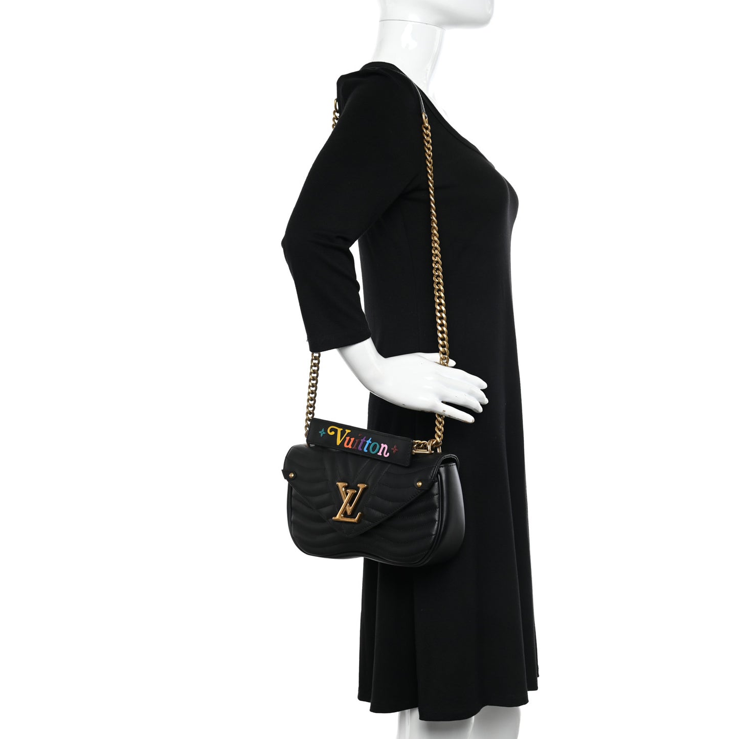Calfskin New Wave Chain MM Black