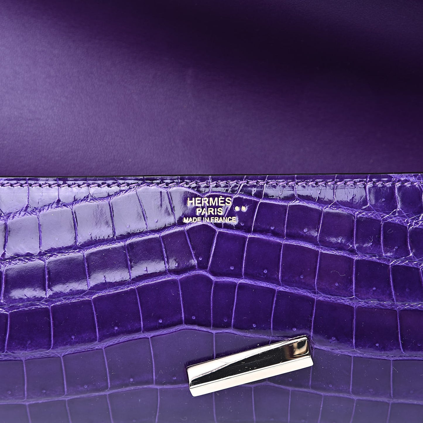 Shiny Niloticus Crocodile Egee Clutch Ultraviolet