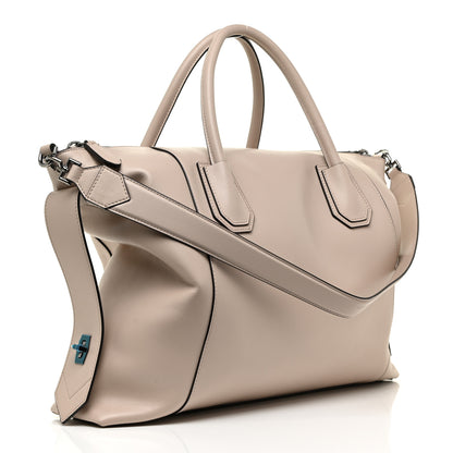 Givenchy Soft Calfskin Medium Soft Antigona Dune 3 of 11