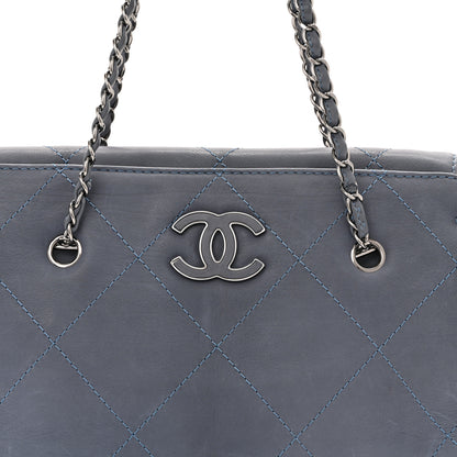 Chanel Washed Calfskin Diamond Stitch Large Hamptons Shopping Tote Blue 8 of 12