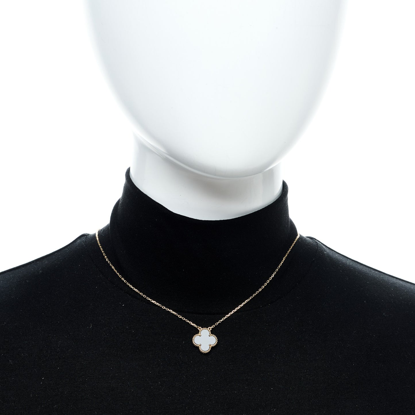 18K Yellow Gold Black Onyx Vintage Alhambra Pendant Necklace