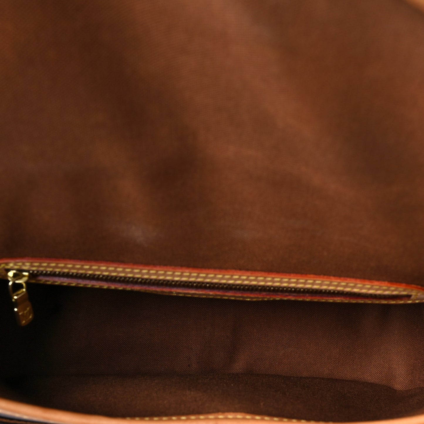 Monogram Sologne