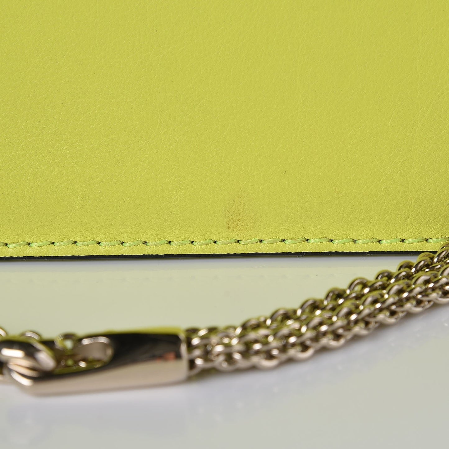 Vitello Large Glam Lock Rockstud Flap Yellow Fluo