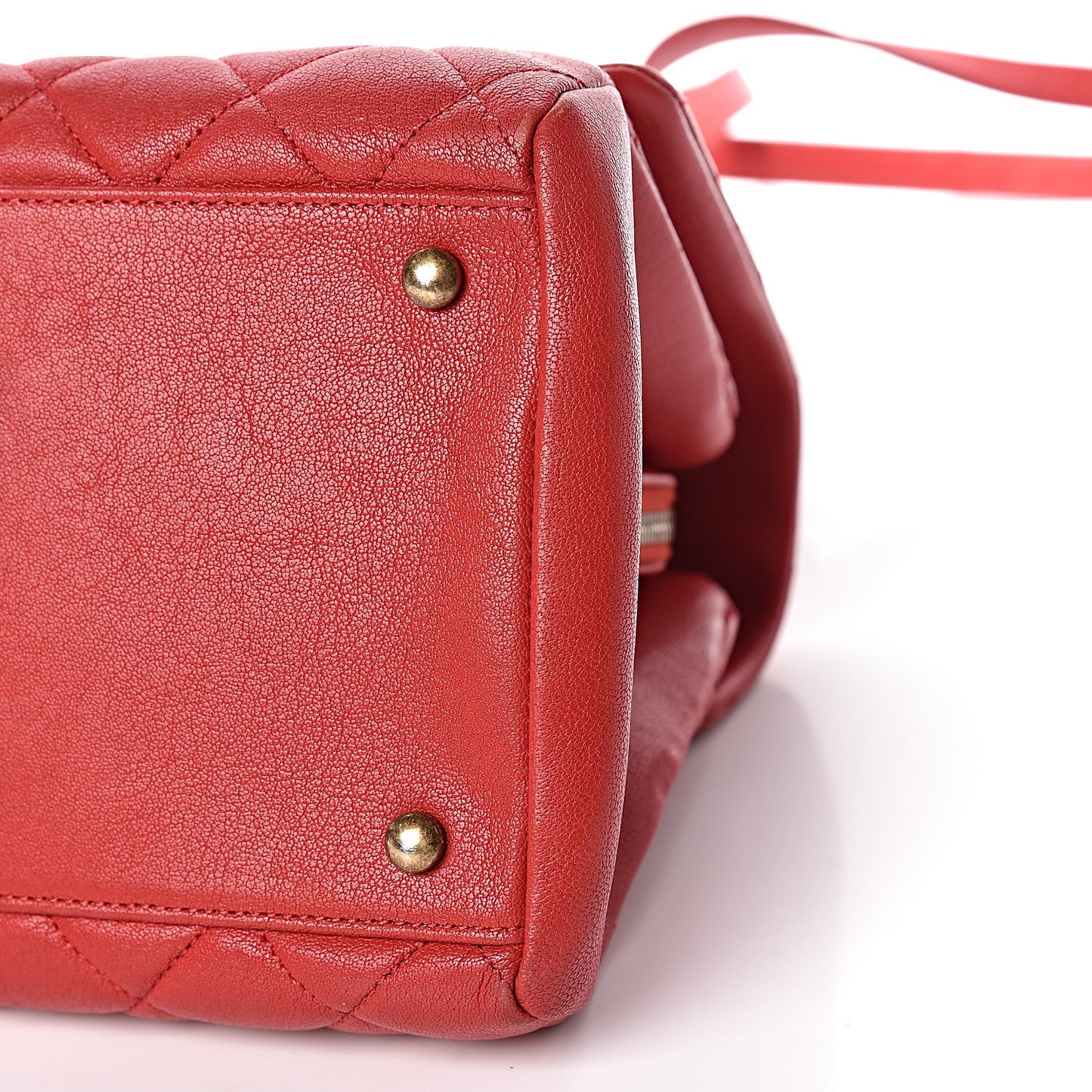 Shiny Sheepskin Quilted Large Trapezio Flap Red