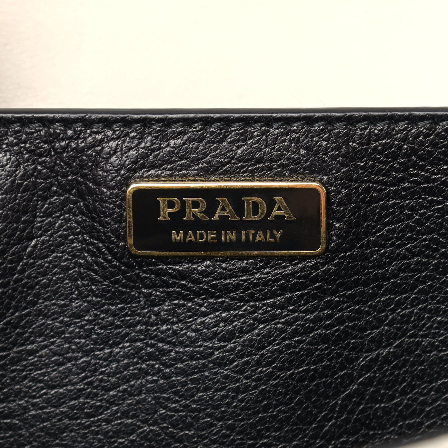 City Calf Saffiano Cahier Bag Talco Black