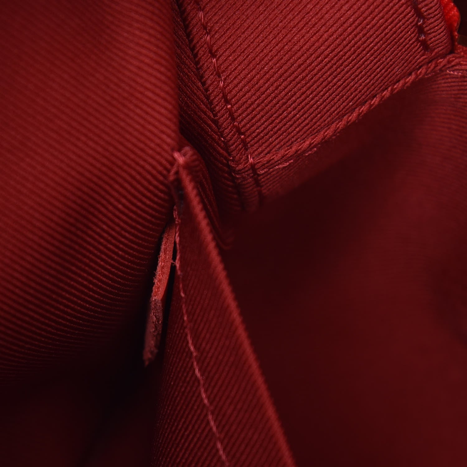 Louis Vuitton Monogram Saintonge Coquelicot 7 of 10