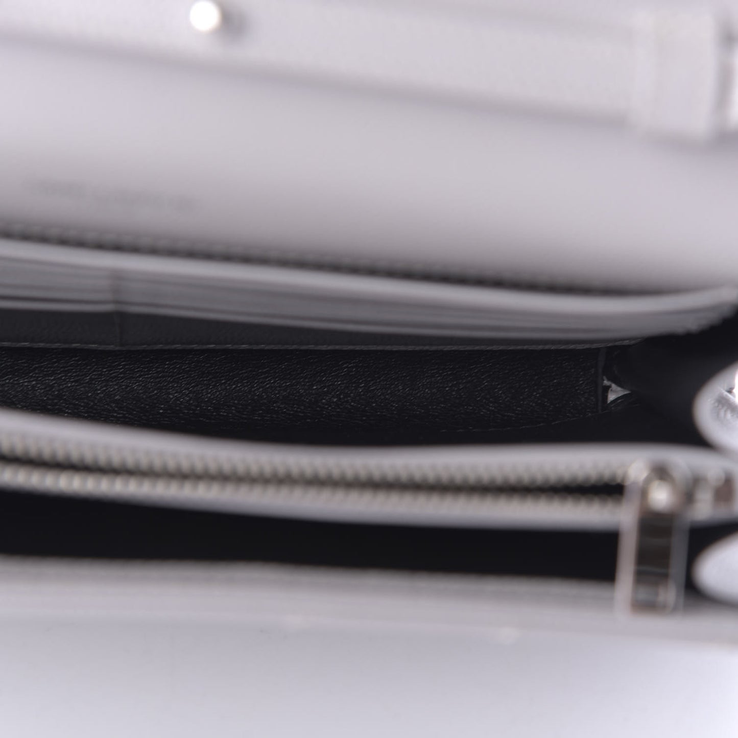 Grain De Poudre Matelasse Chevron Monogram Chain Wallet Light Grey