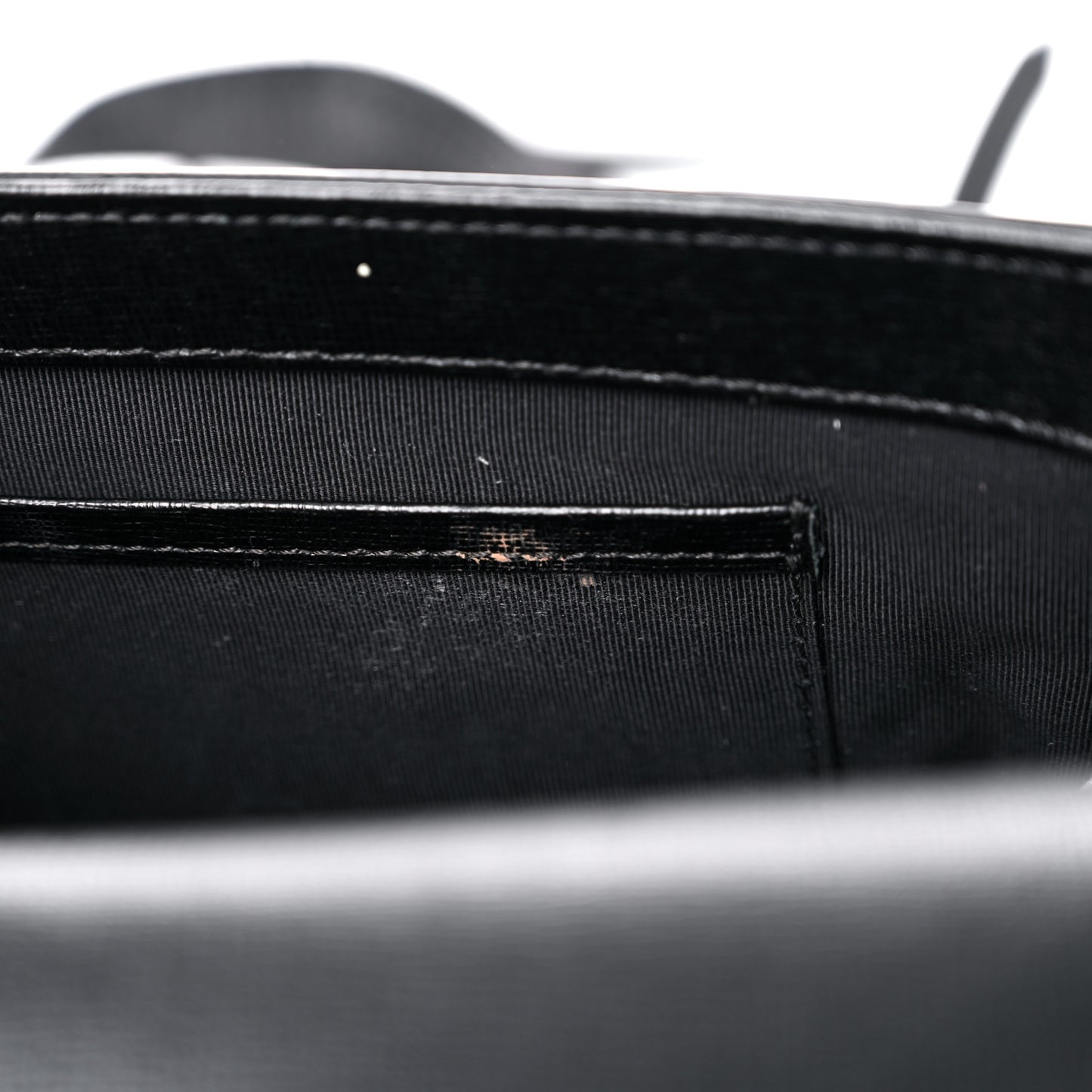 Saffiano For Display Only Binder Clip Shoulder Bag Black