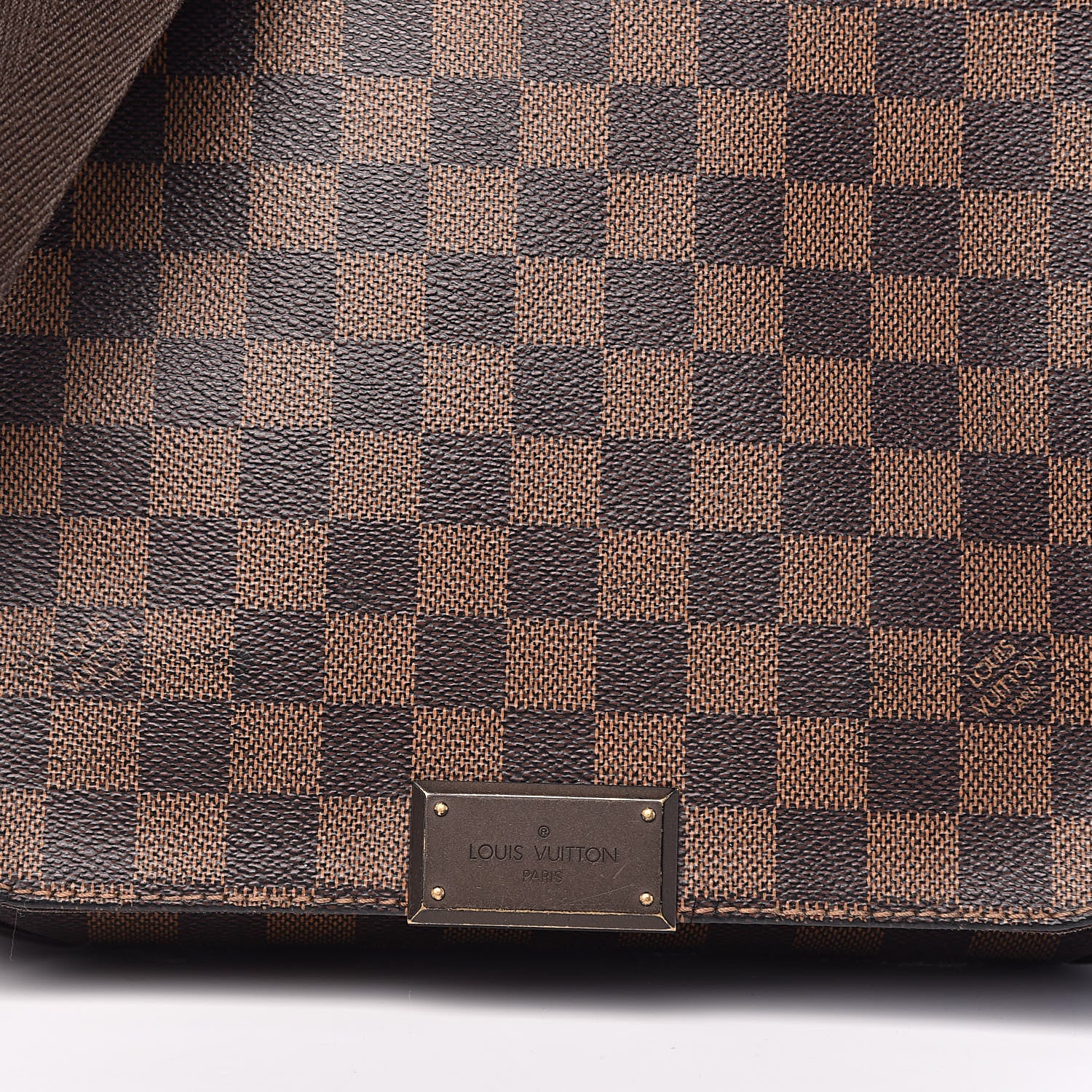 Louis Vuitton Damier Ebene District PM 16 of 16