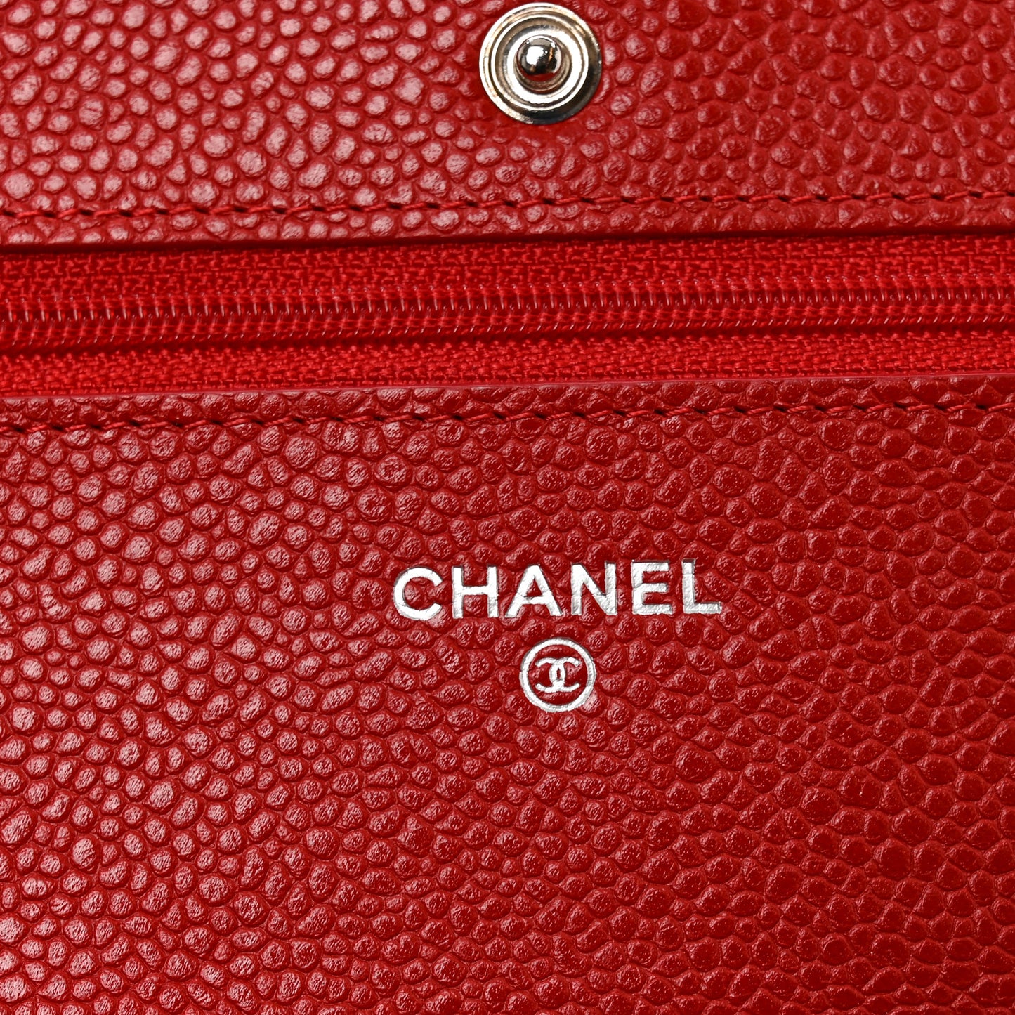 Caviar Quilted Wallet on Chain WOC Red
