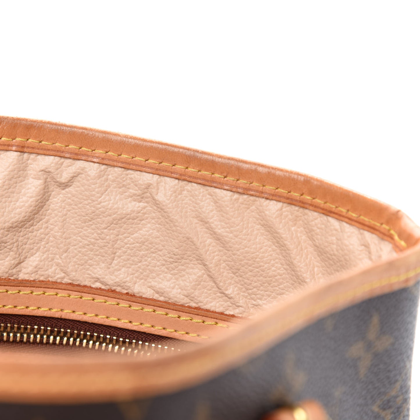 Monogram Petit Bucket 23
