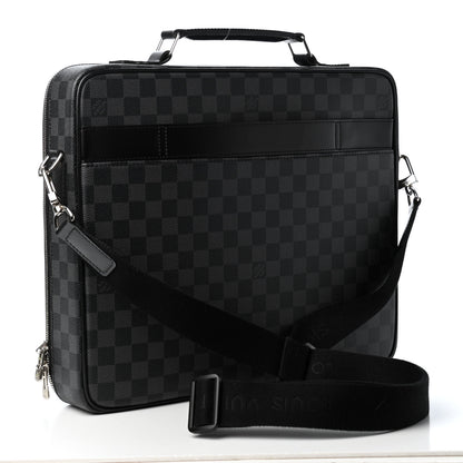 Louis Vuitton Damier Graphite Steeve 2 of 4