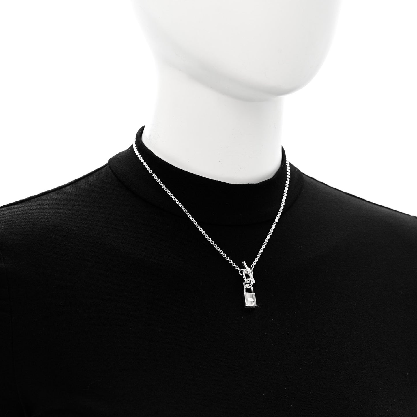 Sterling Silver Cadenas Kelly Lock Pendant Necklace