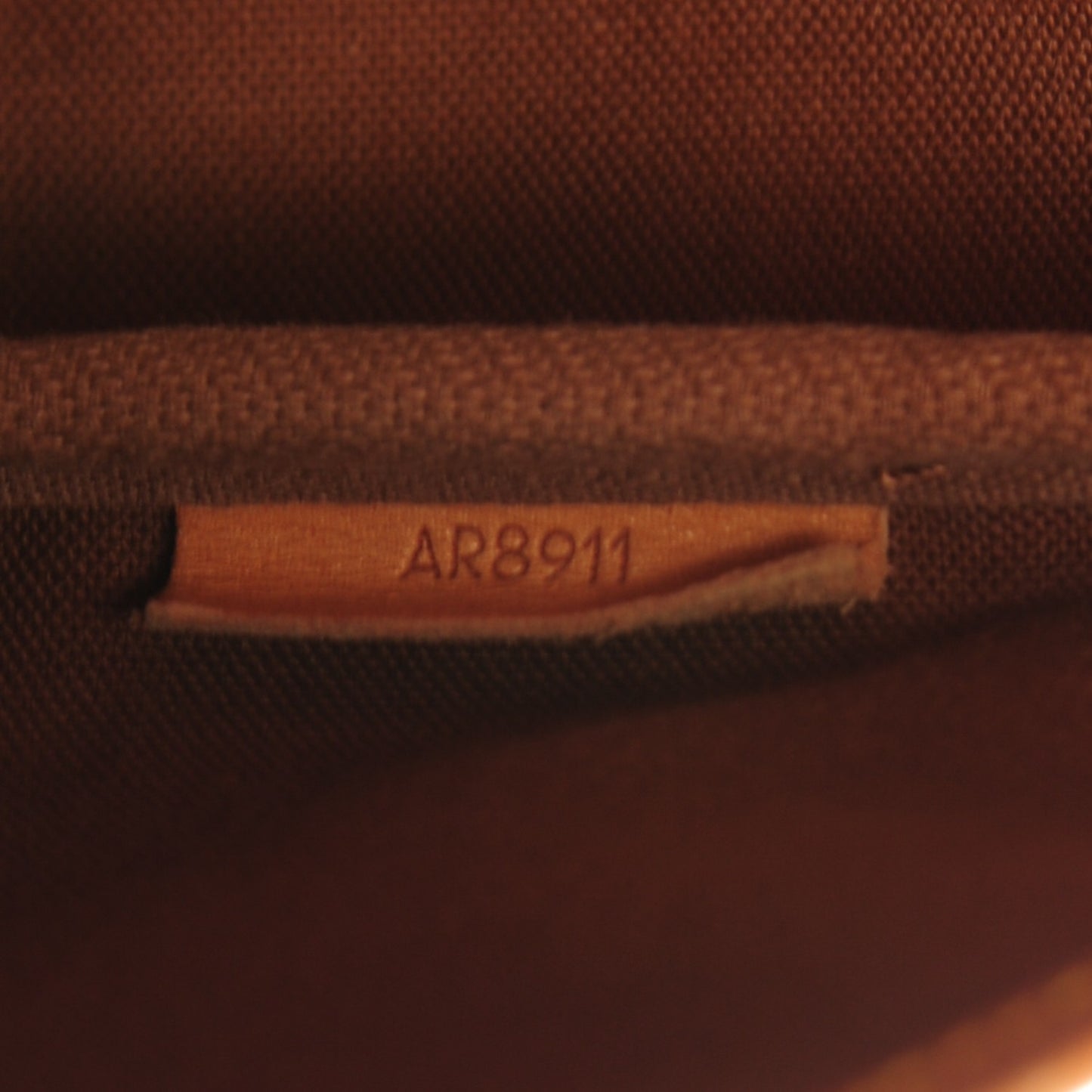 Monogram Saumur 35