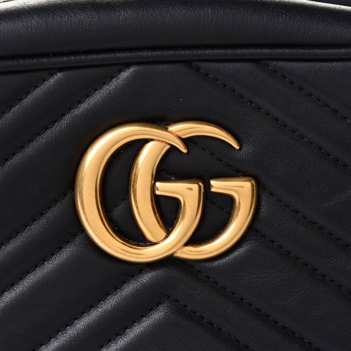 Calfskin Matelasse Small GG Marmont Chain Shoulder Bag Black