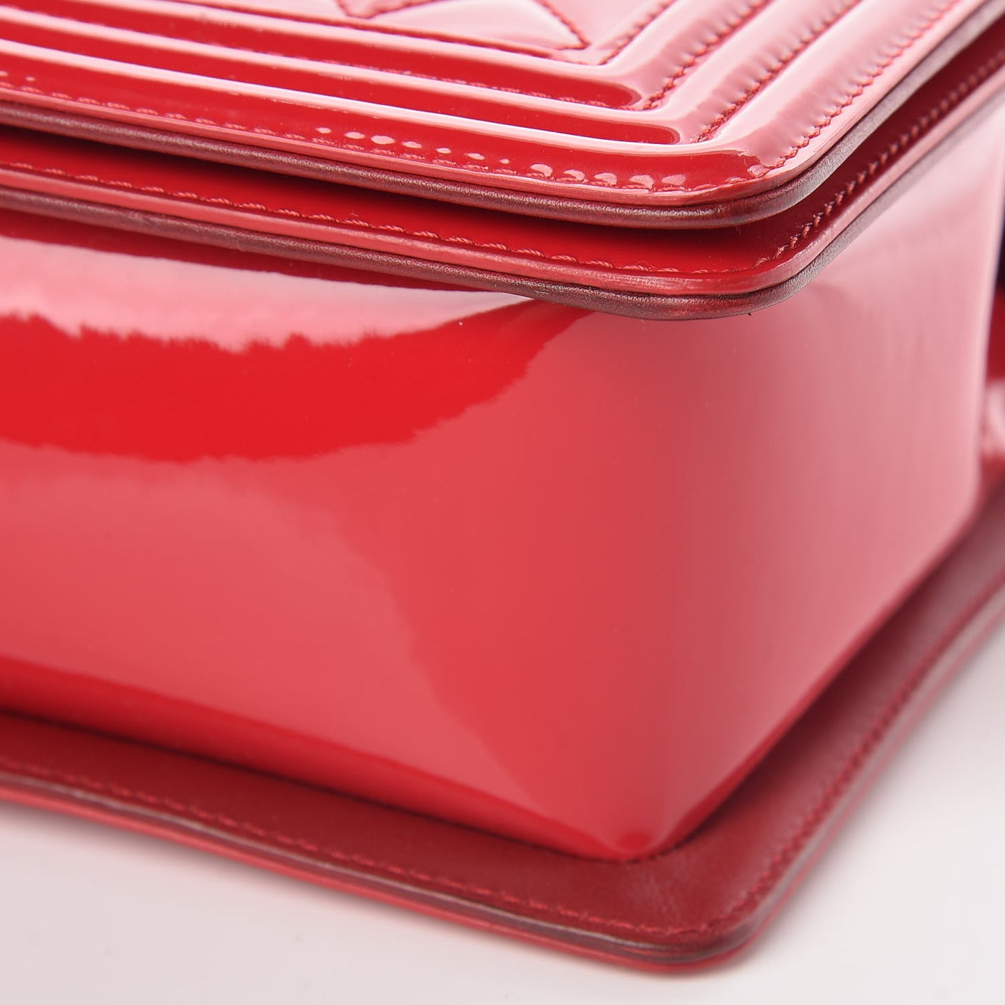 Patent Calfskin New Medium Plexiglass Boy Flap Red