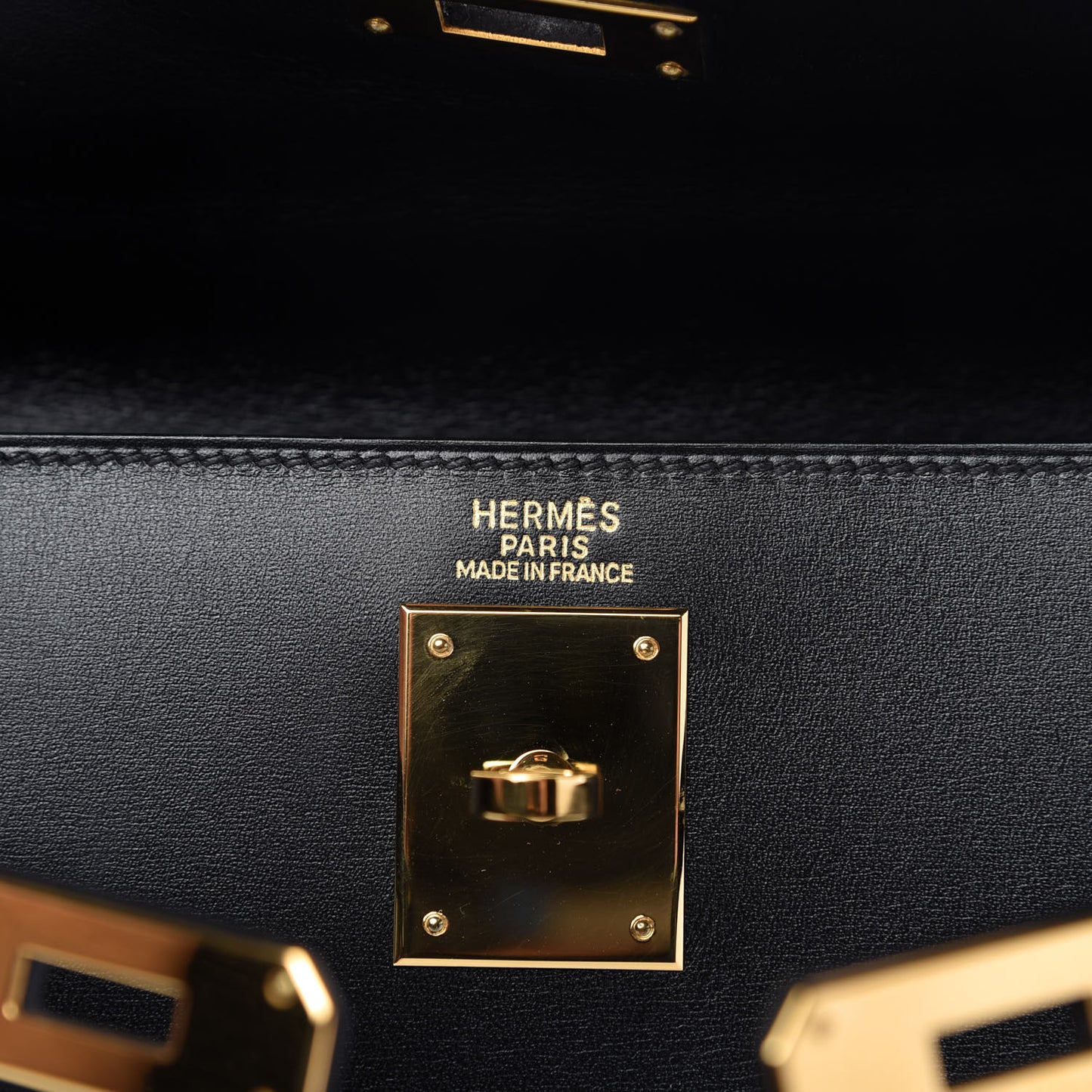 Box Kelly Sellier 32 Black