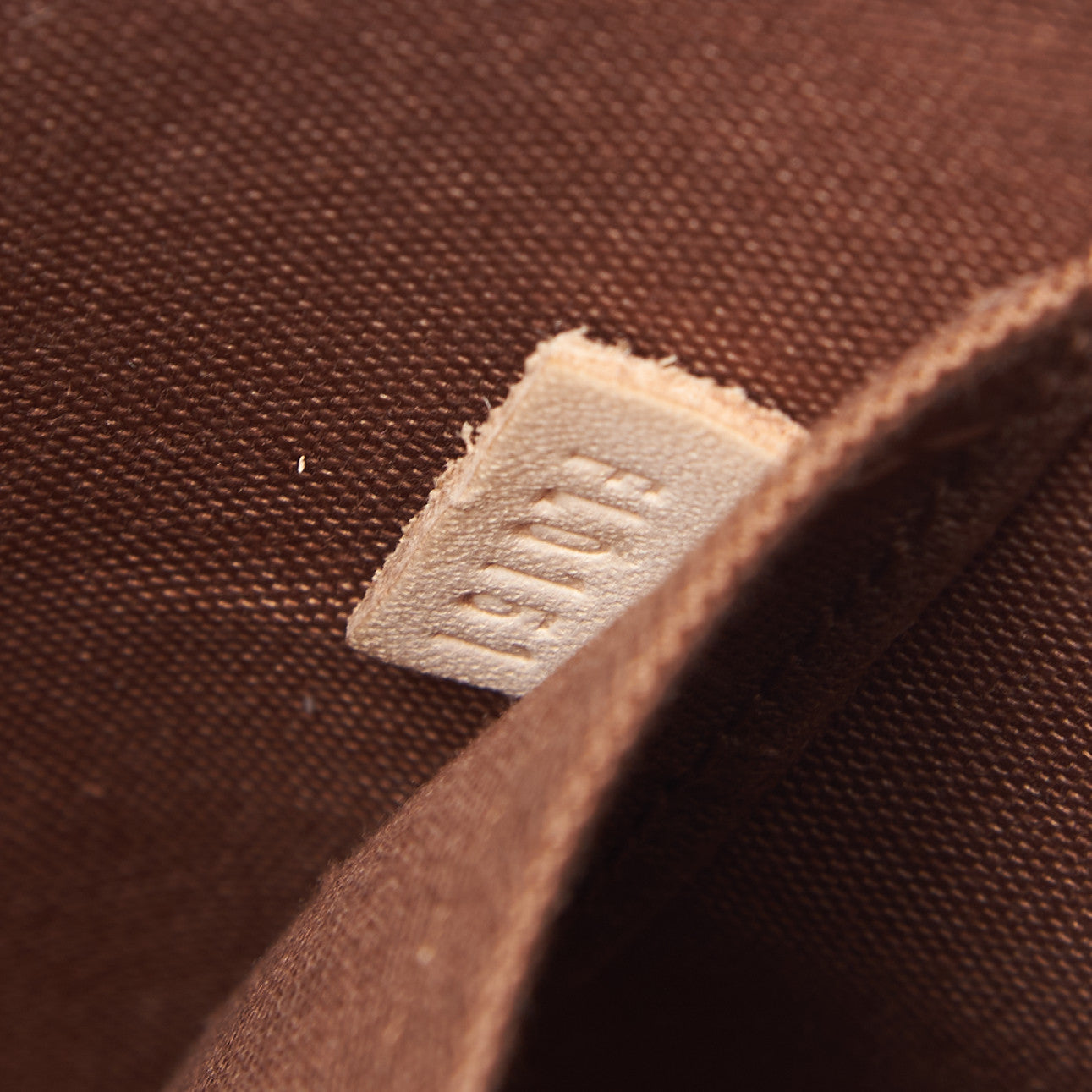 Monogram Alma GM