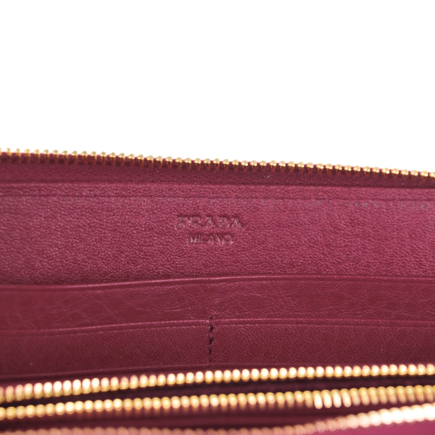 Vitello Daino Zip Around Wallet Ametista