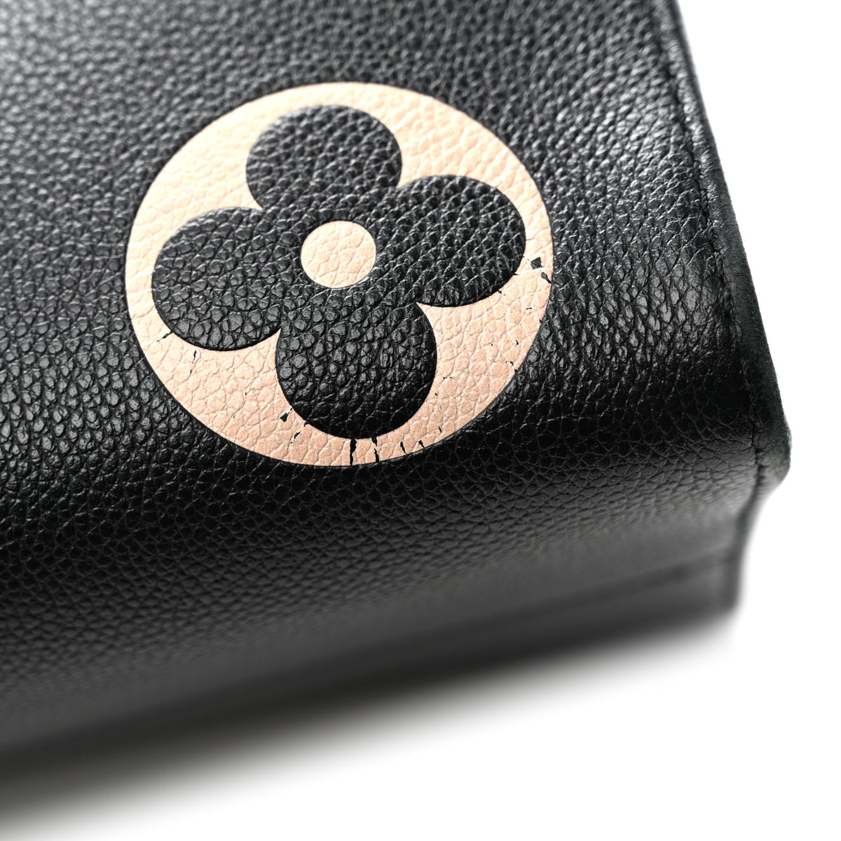 Louis Vuitton Empreinte Monogram Giant Onthego MM Black Beige 11 of 12