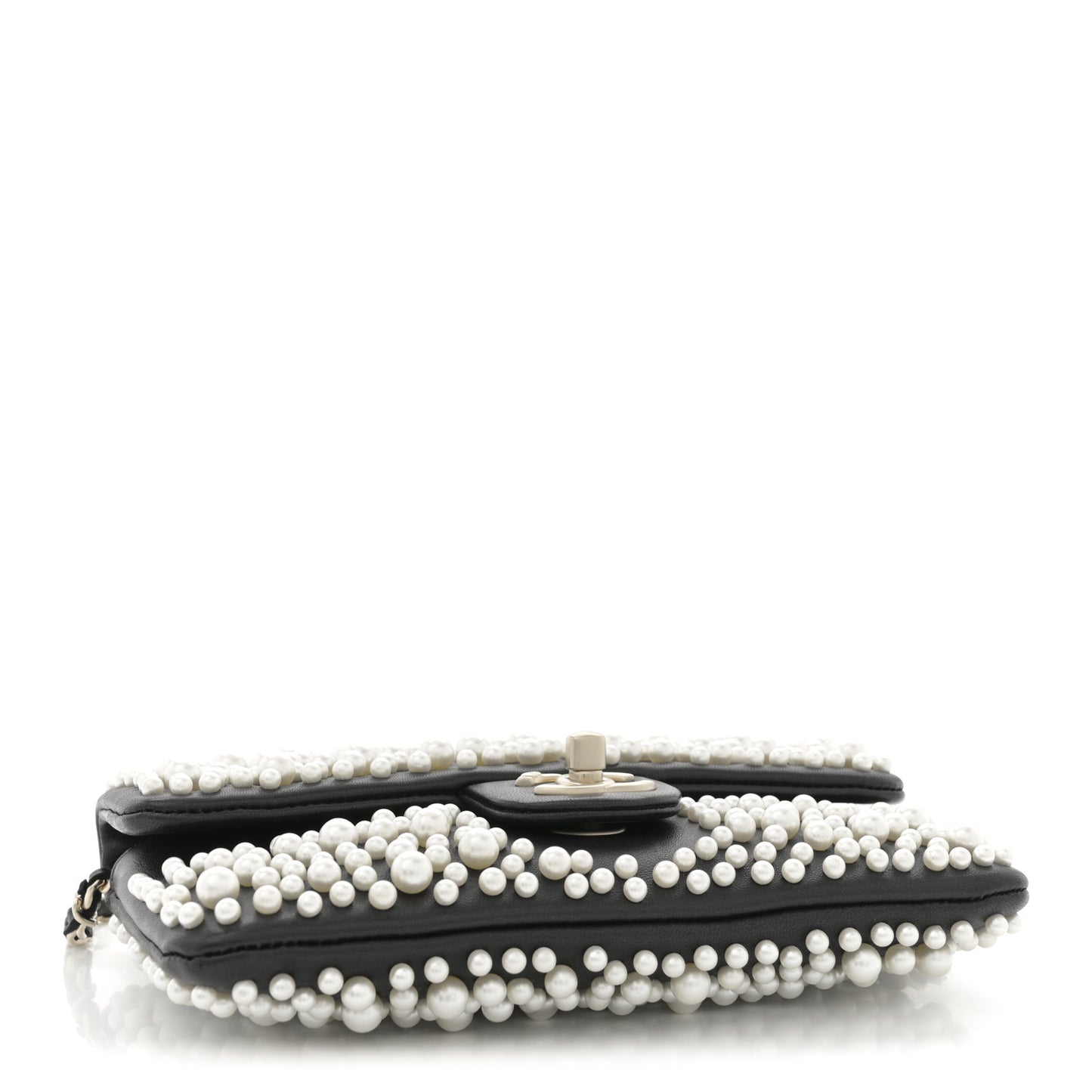 Lambskin Pearls Flap Black