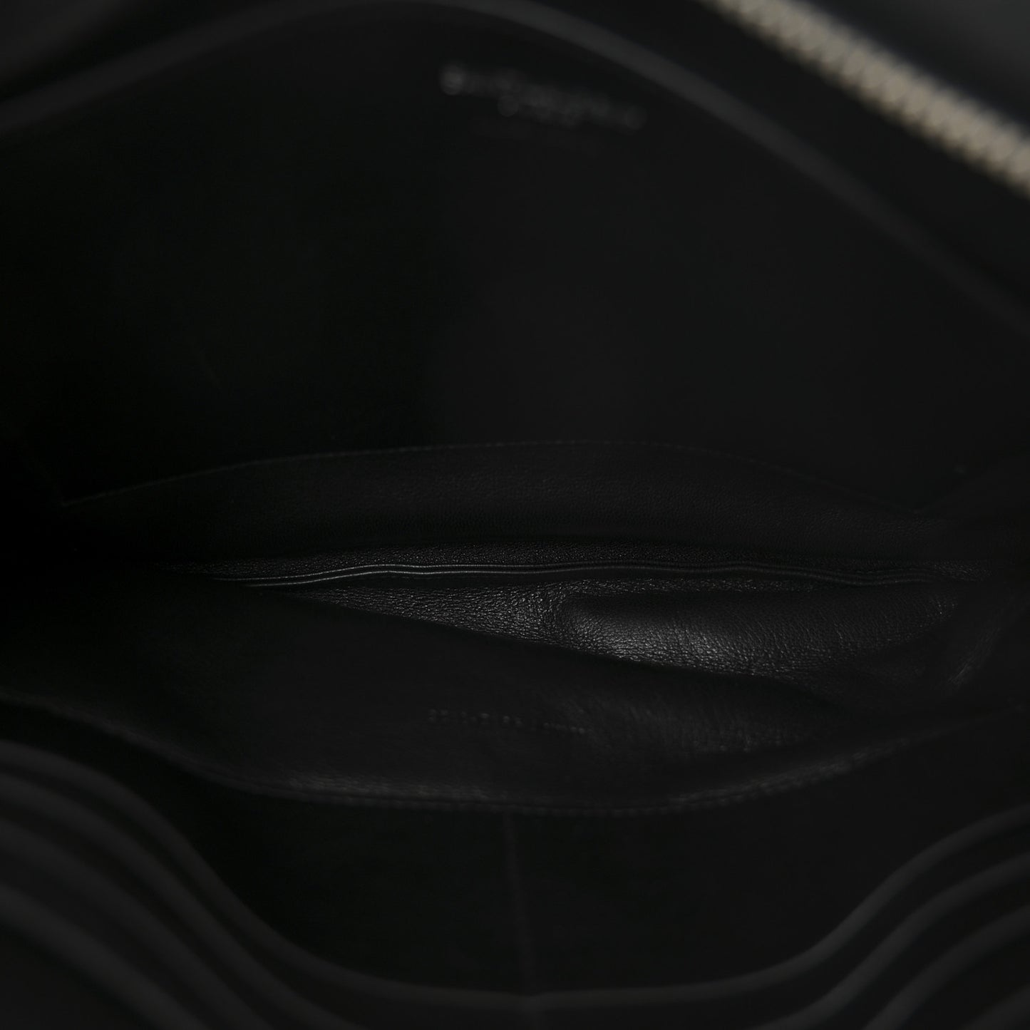 Lambskin Large Puffy Pouch Black