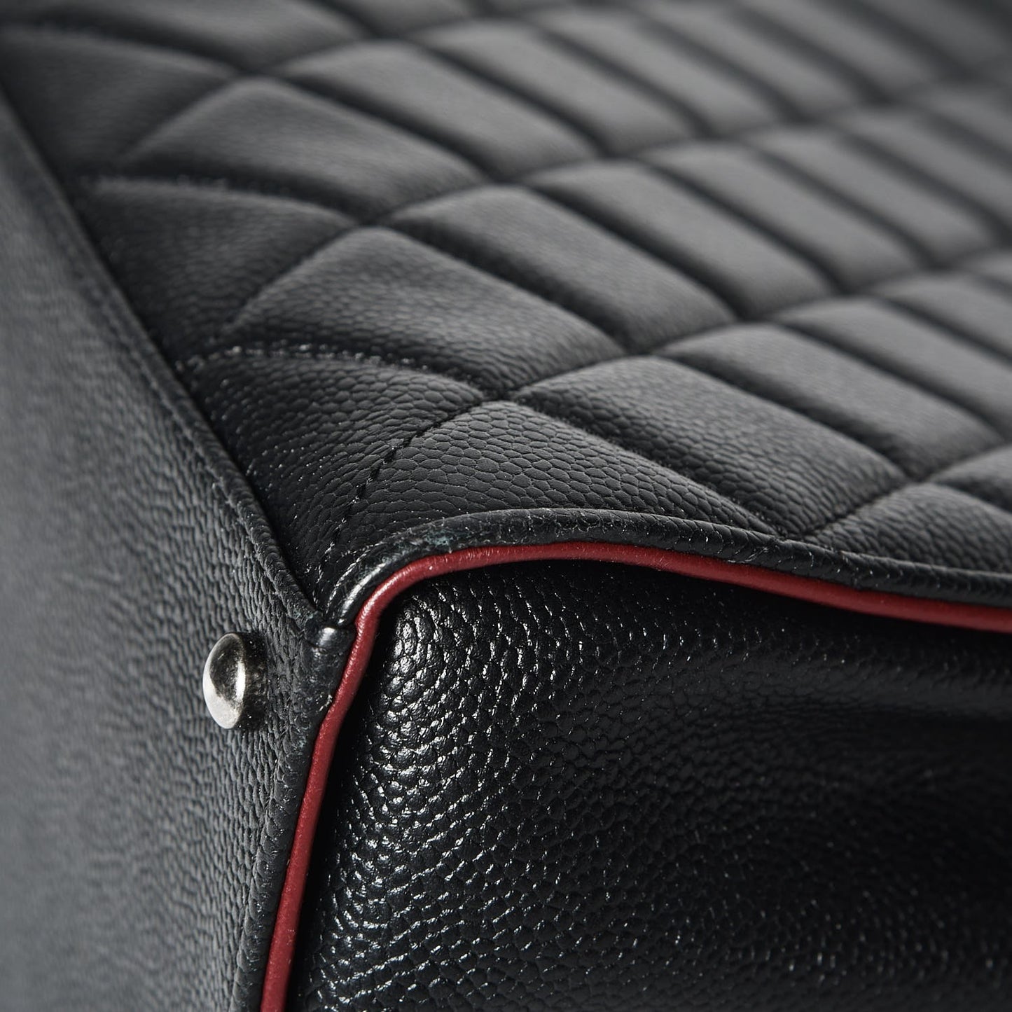 Caviar Quilted Large CC Accordion Shopping Bag Black