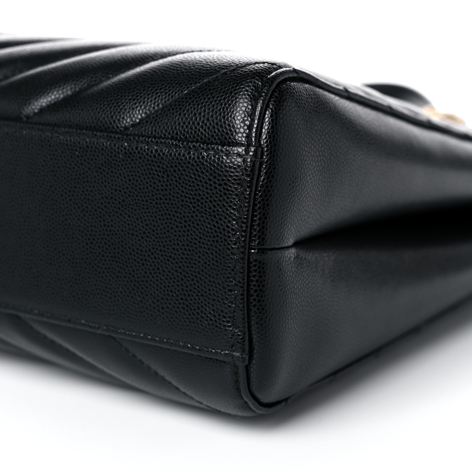 Saint Laurent Grain De Poudre Matelasse Chevron Medium Tribeca Shopping Bag Black 9 of 13