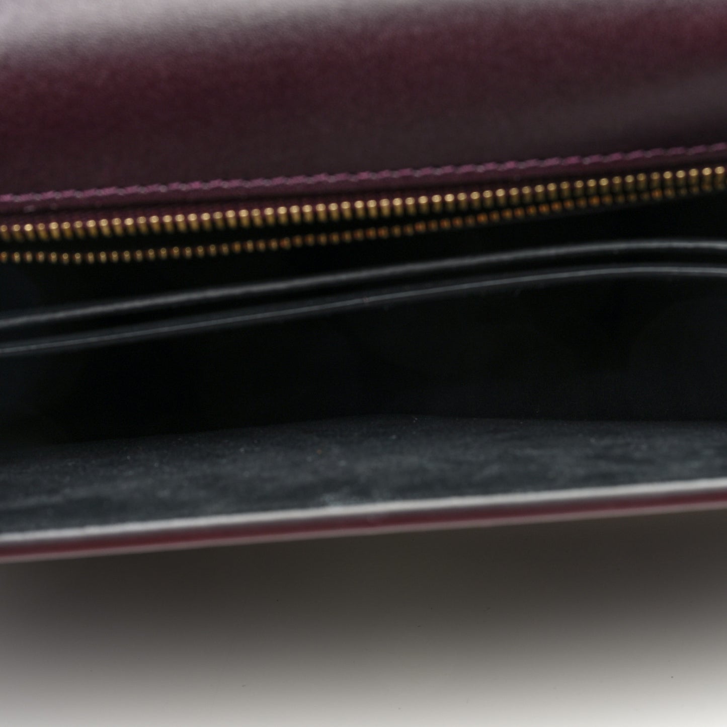 Calfskin Knuckle Shoulder Bag Burgundy