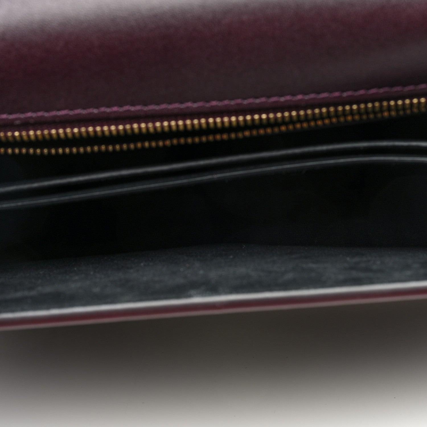 Alexander McQueen Calfskin Knuckle Shoulder Bag Burgundy 5 of 11