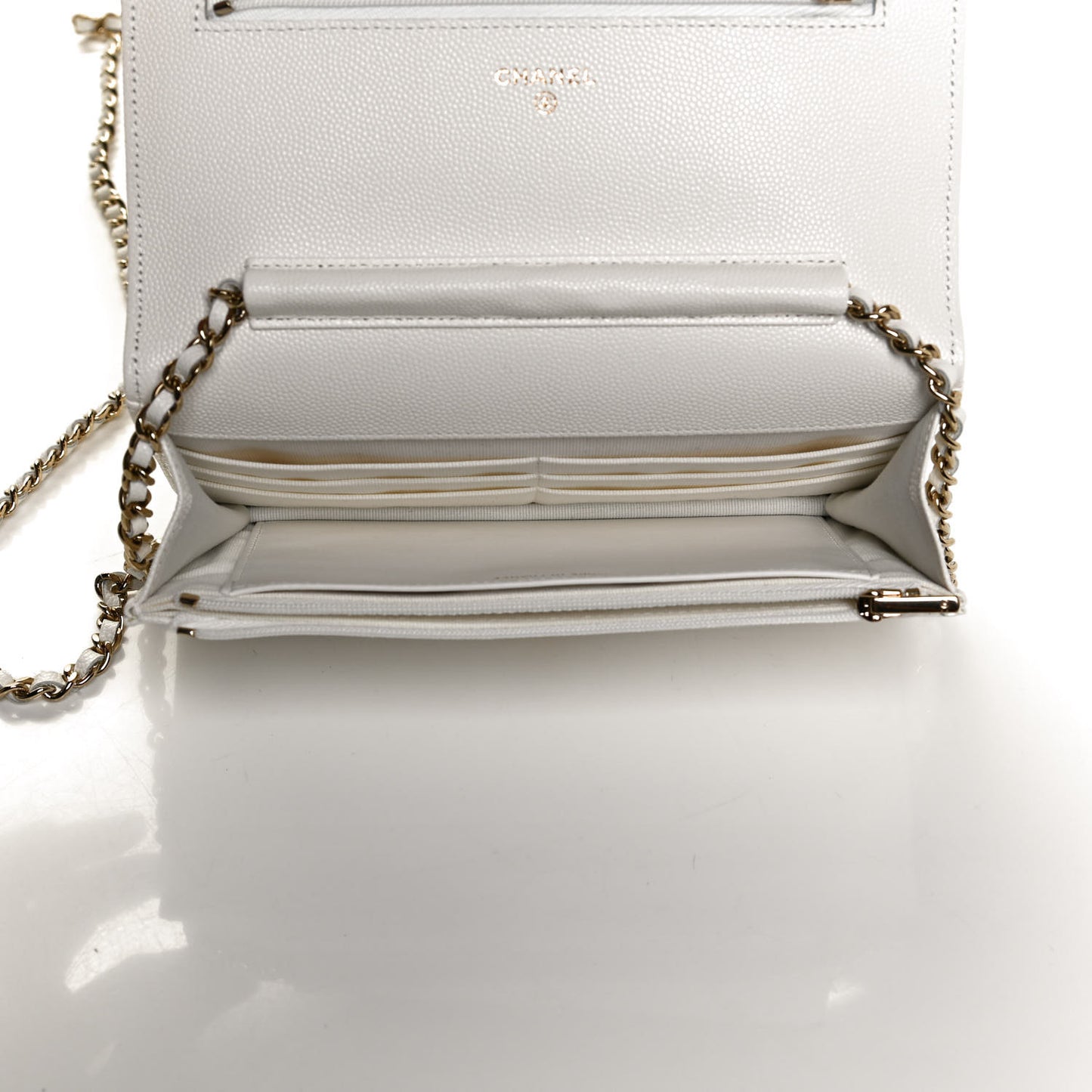 Caviar Quilted Wallet On Chain WOC White