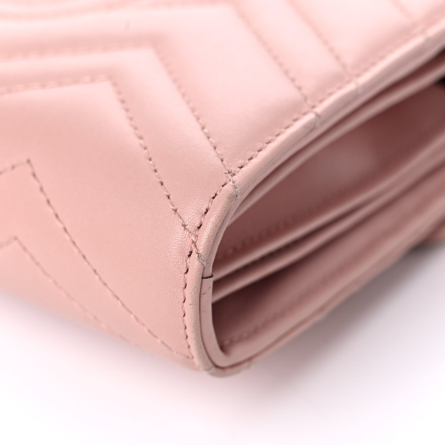 Calfskin Matelasse GG Marmont Chain Wallet Perfect Pink
