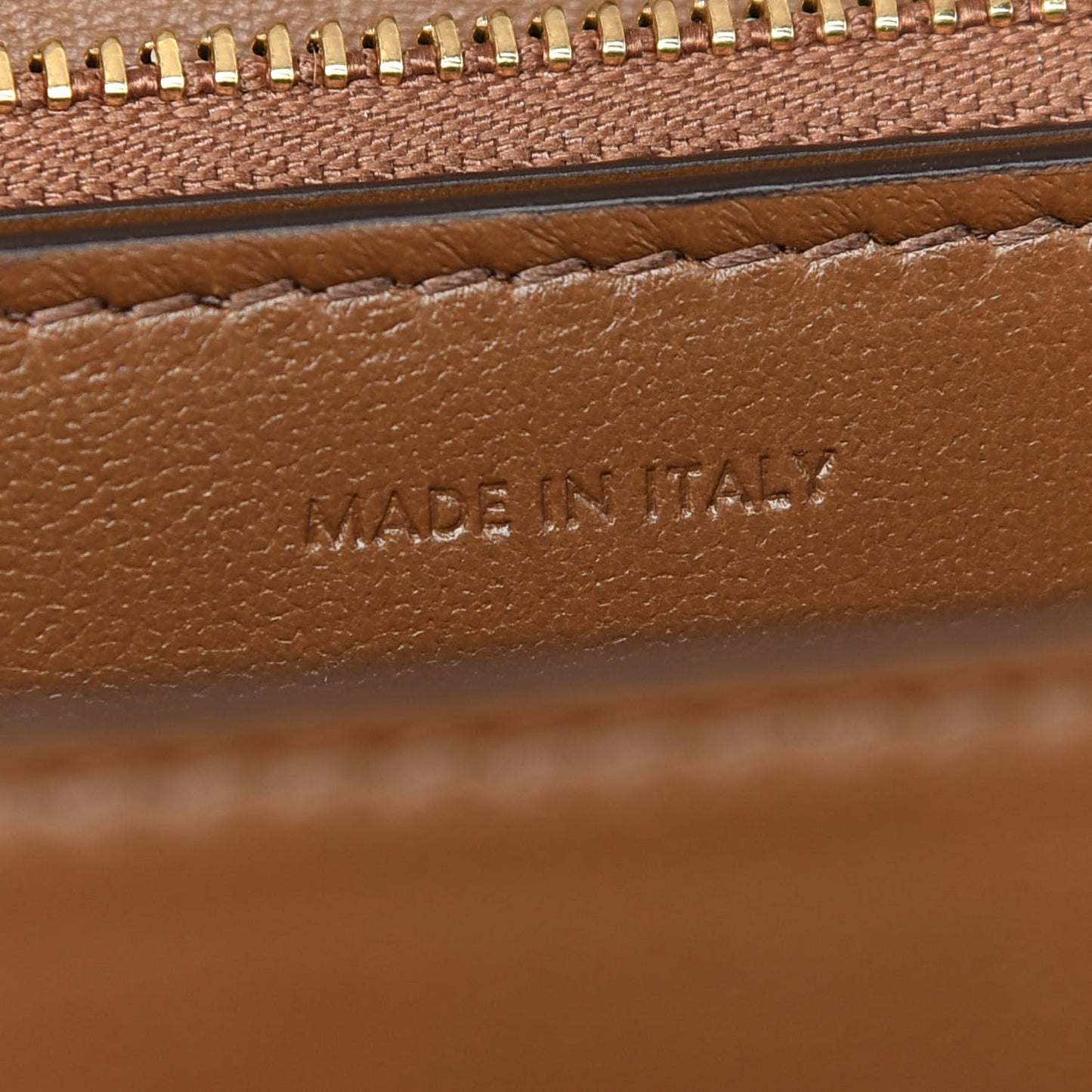 Box Calfskin Medium Classic Box Flap Bag Camel