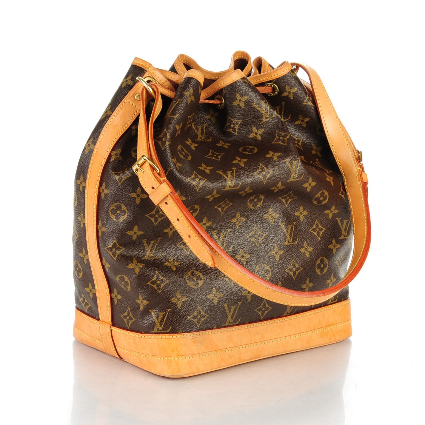 Monogram Noe